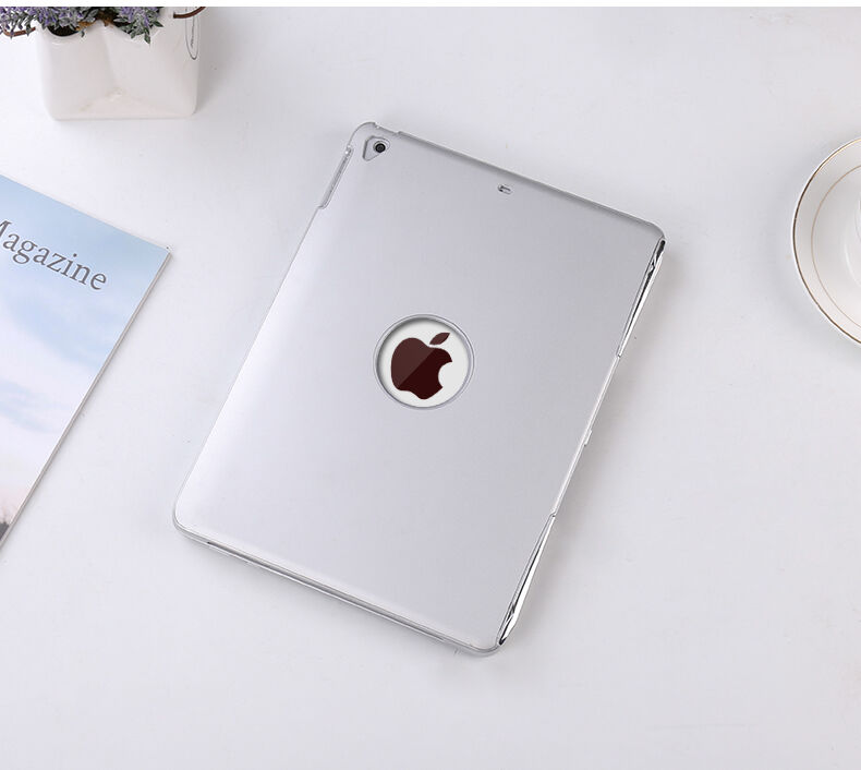 Rozkladacie puzdro s klávesnicou pre iPad 9,7