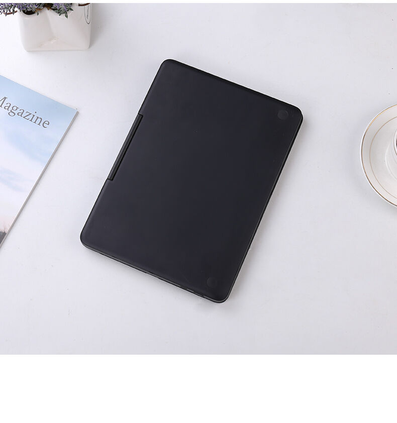 Rozkladacie puzdro s klávesnicou pre iPad 9,7 Rozkladacie puzdro s klávesnicou pre iPad 9,7