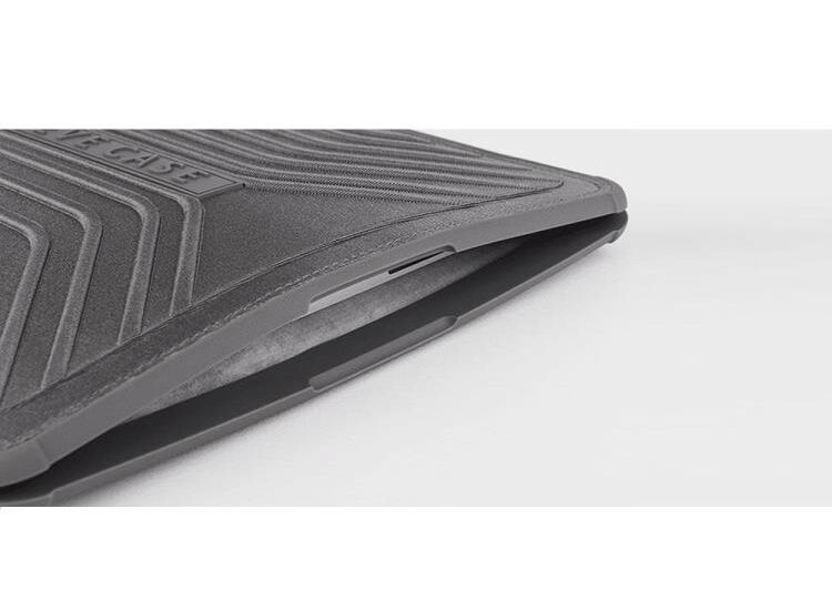 Voyage odolné obálka pre MacBook 13