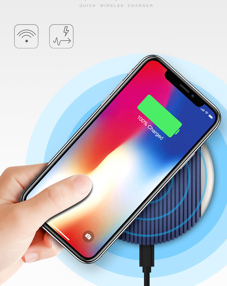 Bezdrôtová QI nabíjačka s protišmykovým povrchom pre Apple iPhone – modro-strieborná