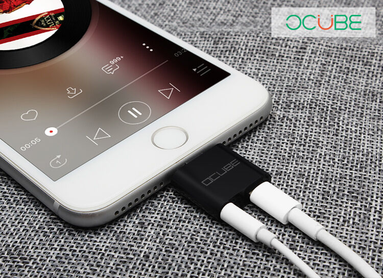 OCUBE 2v1 redukcia Lightning na 3,5&nbsp;mm port a&nbsp;Lightning pre Apple iPhone – čierna