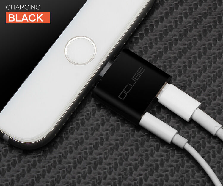 OCUBE 2v1 redukcia Lightning na 3,5&nbsp;mm port a&nbsp;Lightning pre Apple iPhone – čierna