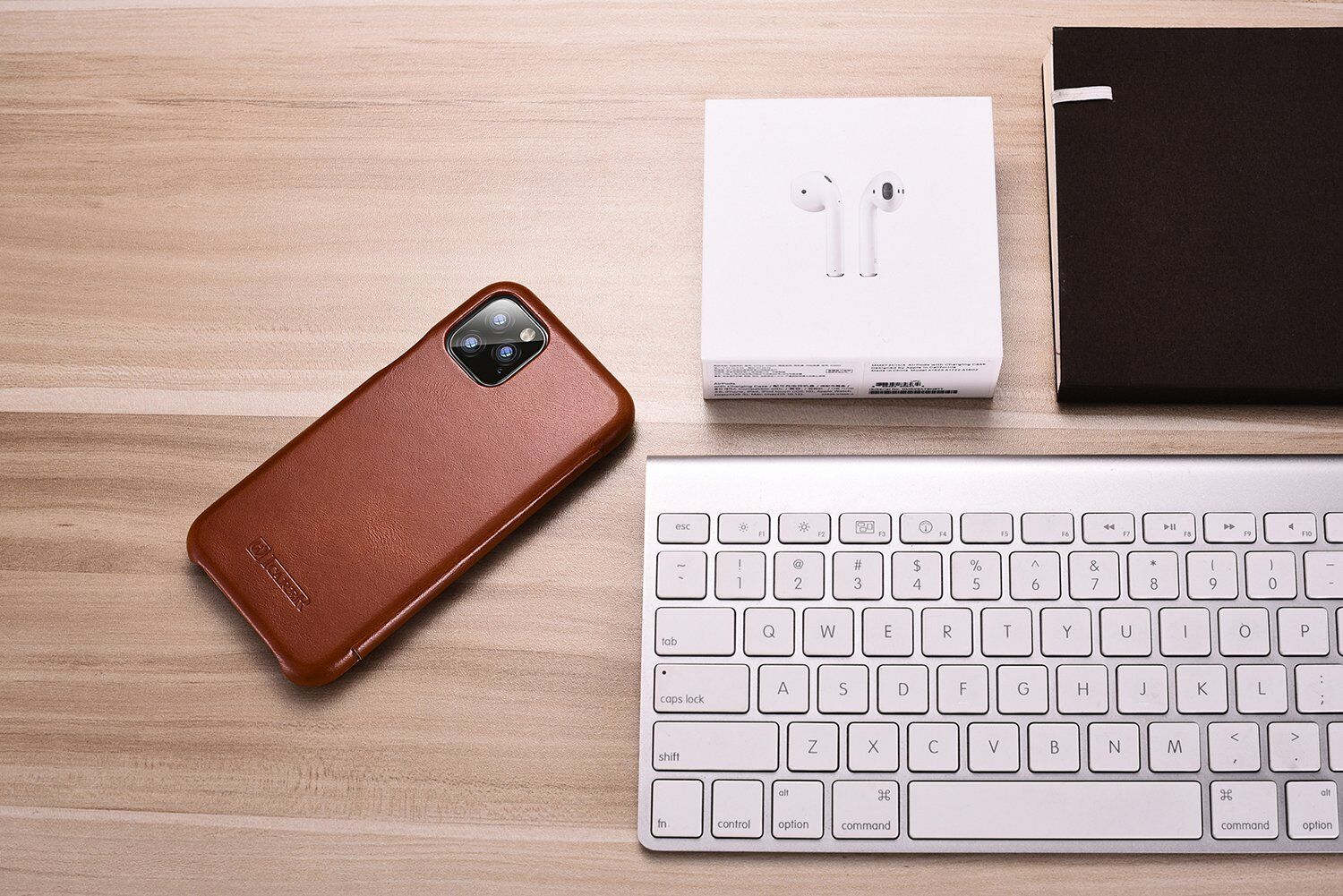 Icarer kožené flipové puzdro pre iPhone 11 Pro Max - kakaovohnedé
