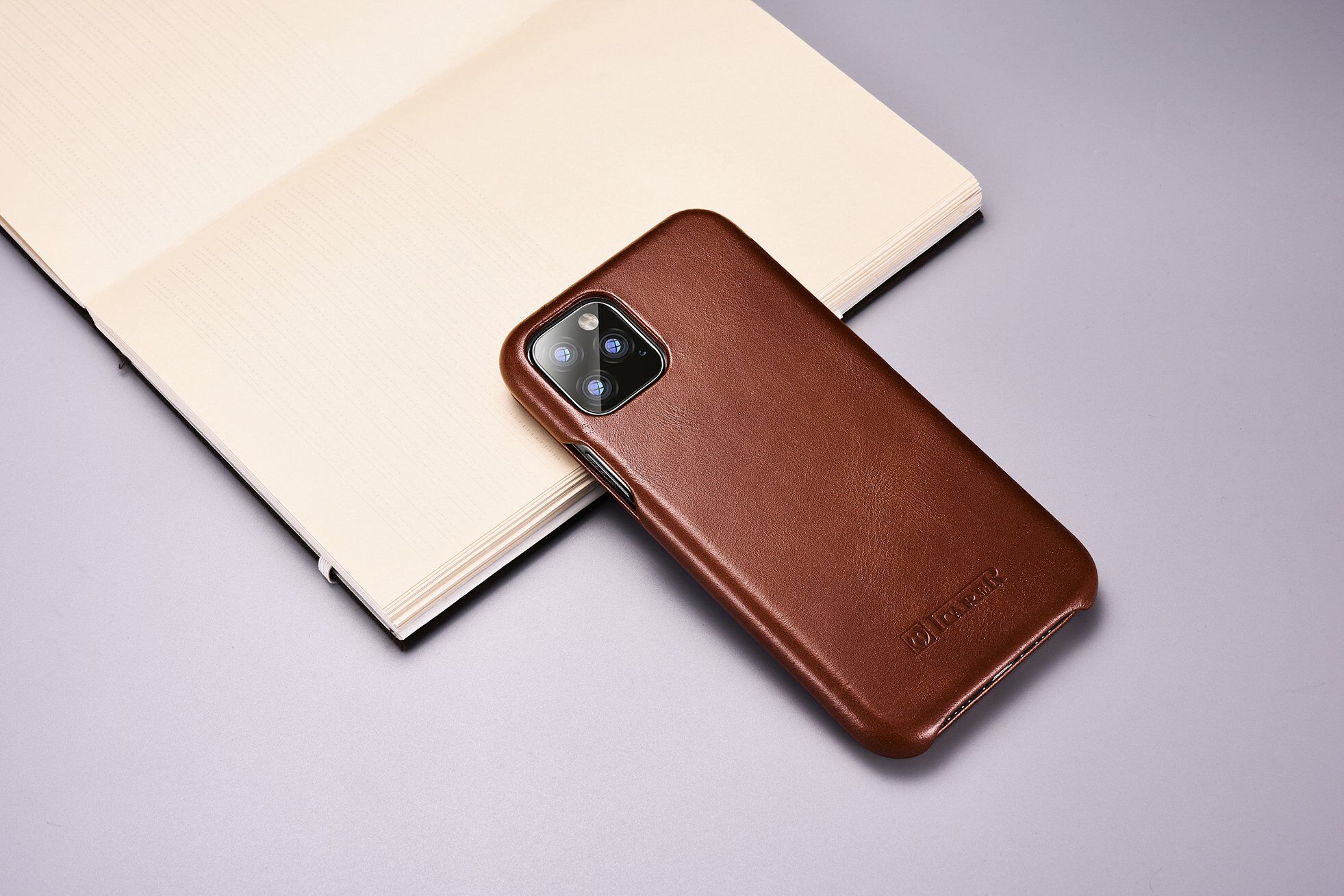 Icarer kožené flipové puzdro pre iPhone 11 Pro Max - kakaovohnedé