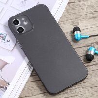 Ultraľahký kryt pre iPhone 12 - čierny