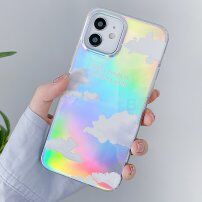 Metalický kryt s oblakmi pre iPhone 11 Pro - biely