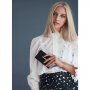 iDeal Of Sweden Mayfair Clutch Black Saffiano peňaženkové puzdro pre iPhone X / XS / 11 Pro - čierne