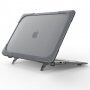 Nárazuvzdorný kryt s vyklápacími nožičkami pre MacBook Pro 16" (A2485 / A2780 / A2991 / A3186 / A3403) - sivý