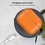 Obal z PU kože s karabínou pre AirPods 4 / 5 - zelený