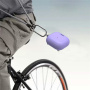 Obal s výklopným stojanom a karabínou pre AirPods 4 / 5 - biely