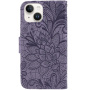 Flipové púzdro so vzorom čipky pre iPhone 13 / 14 - fialové