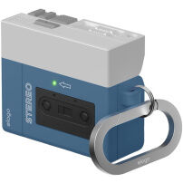 ELAGO Cassette Player obal s karabínou v štýle kazetového prehrávača pre AirPods 4 / 5 - modrý