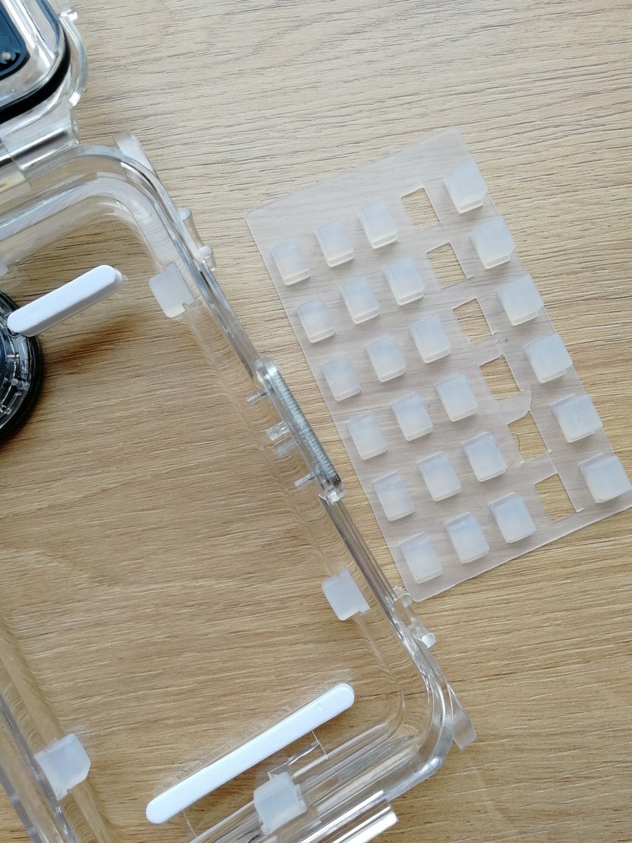 Vodotesný obal pre iPhone 6S Plus do 40 metrov