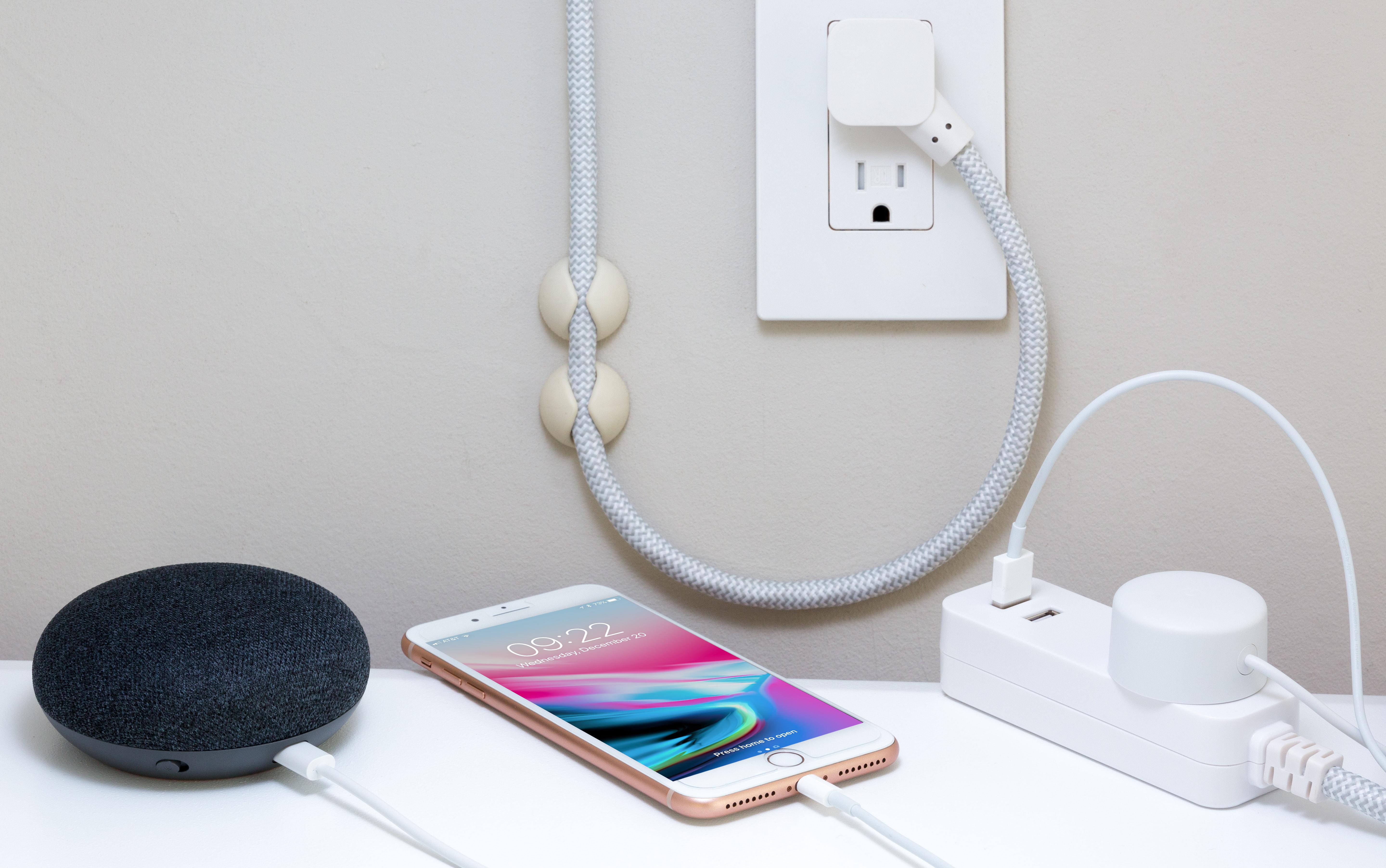 Nabíjací adaptér v balení iPhonu 12 už nebude