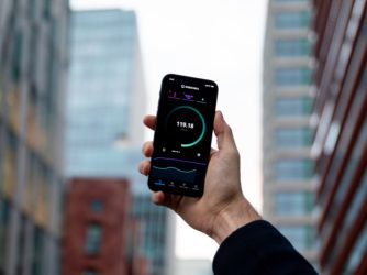 iOS 14.5 na iPhone 12 přinese vylepšení v podobě možnosti použití 5G i při využívání dual SIM
