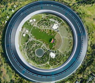 Spoločnosť Apple by mohla získať výnimku z&nbsp;prísnych amerických ciel. Čo to znamená pre ceny iPhonov?