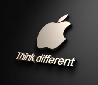 Je Apple novým Microsoftom 90.&nbsp;rokov? Stáva sa z&nbsp;technologického vizionára bezduchý firemný stroj?